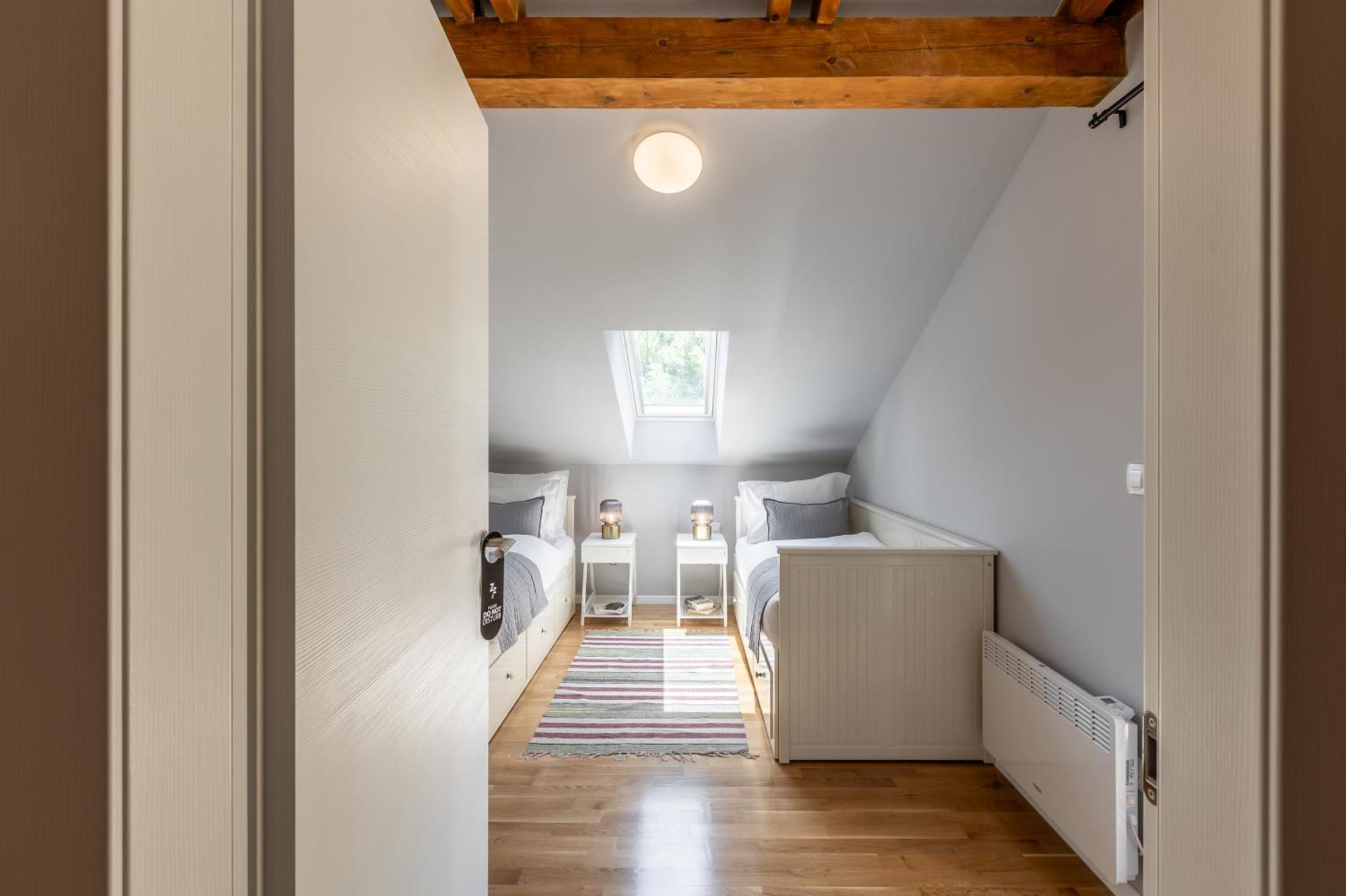 Spartium Loft Apartment Sinj